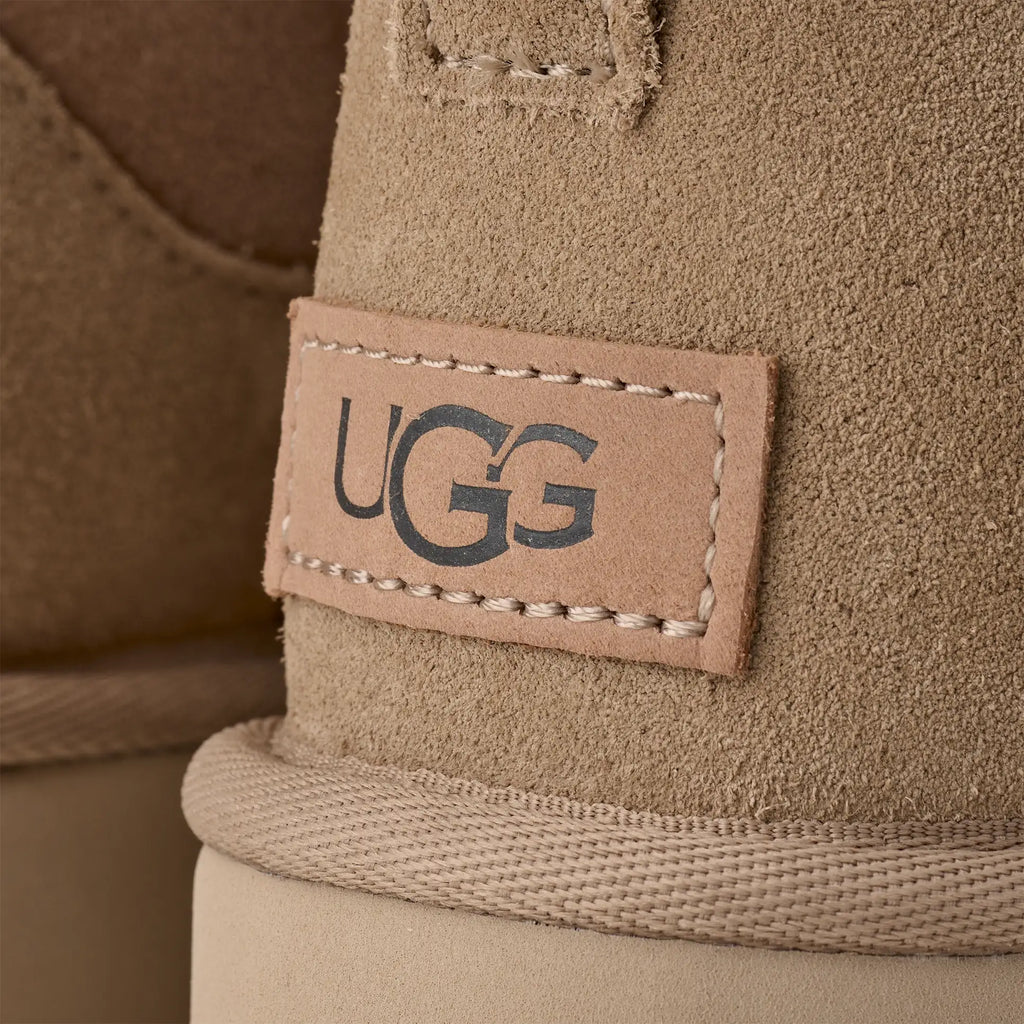 UGG Classic - Sand