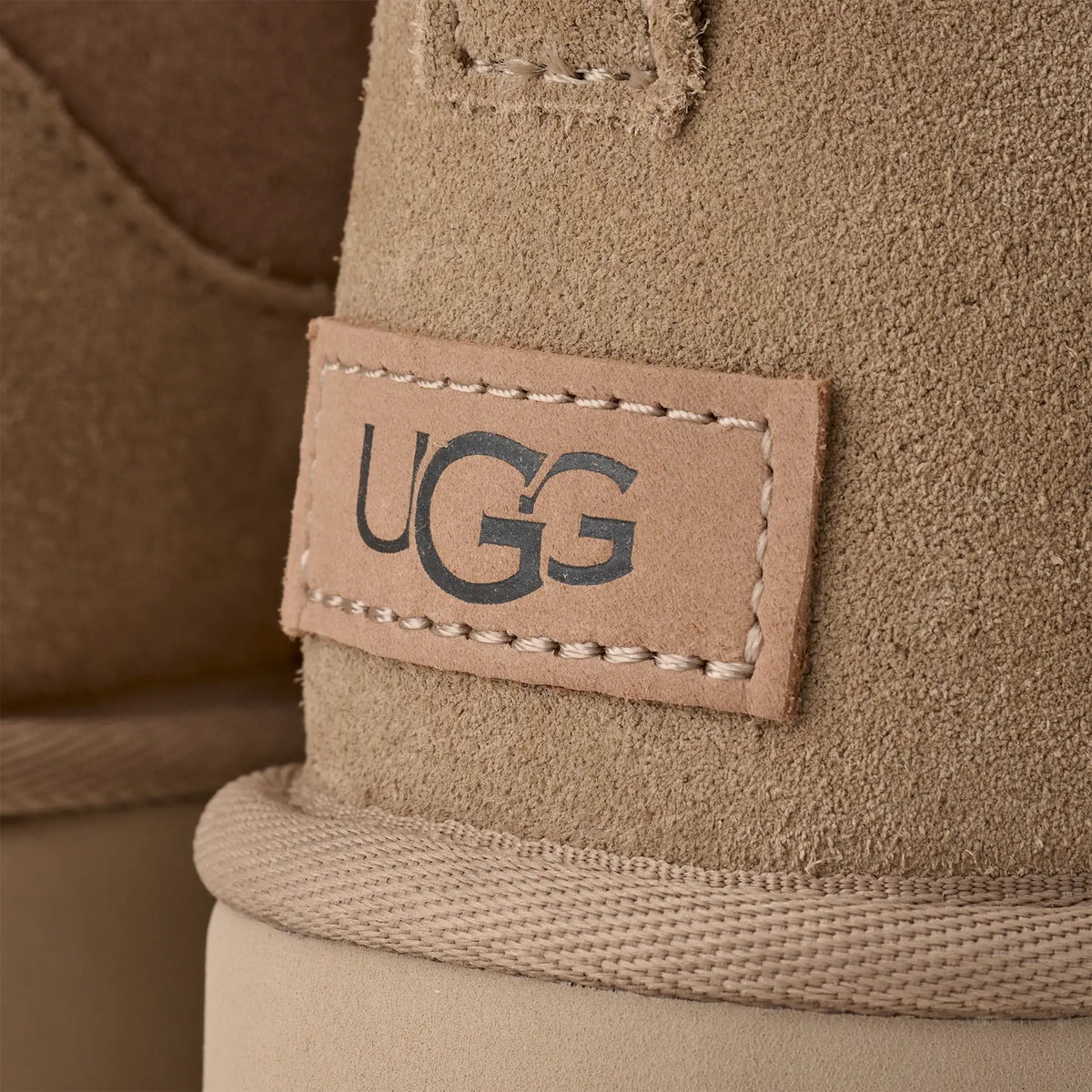 UGG Classic - Sand